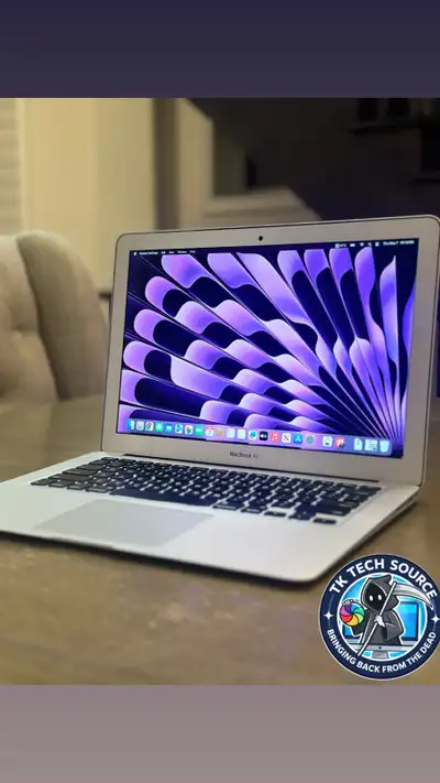 Selling a Refurbished MacBook Air 13-inch (2015) in good working condition. It’s a powerful and reli...