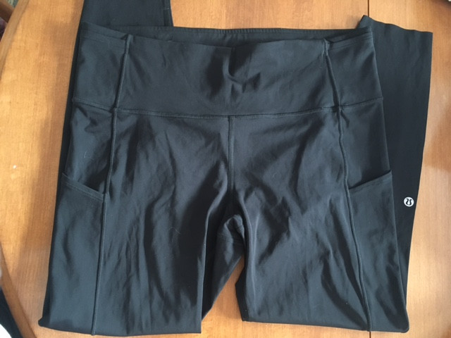 Lululemon Fast and Free High-Rise Leggings 25" (Size 12, Black) in Women's - Bottoms in Bridgewater - Image 2
