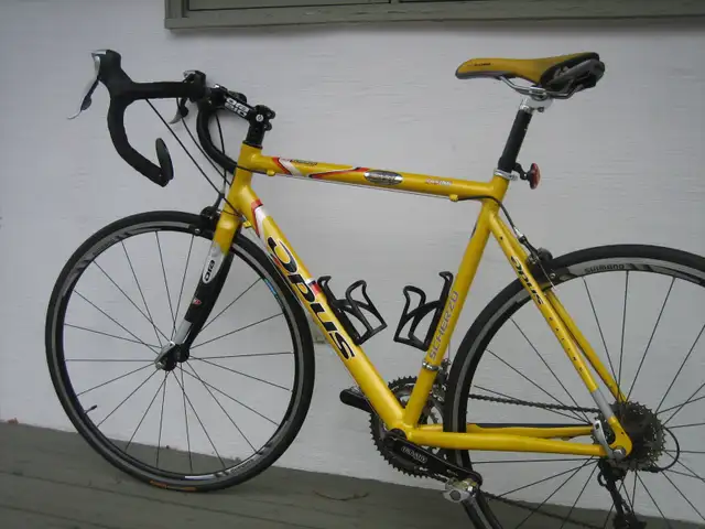 Vélo de route homme Opus Scherzo L (50 cm) in Road in Québec City - Image 9
