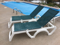 Grosfillex Jamaica beach Pool Chaise Longue sun bed  2 pieces 