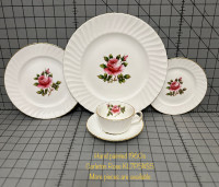 Vintage 1960s Northumbria CARLETON Rose Dinner place setting- Bo