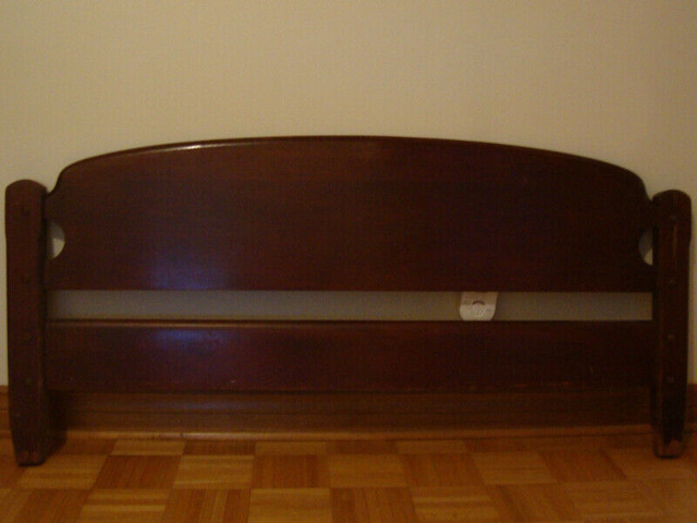 5 Piece Antique Bedroom Set - Solid Wood in Dressers & Wardrobes in St. Catharines - Image 4