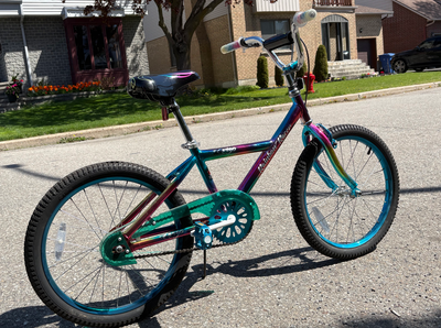 Vélo Avigo Rainbow Racer 20 po., View more