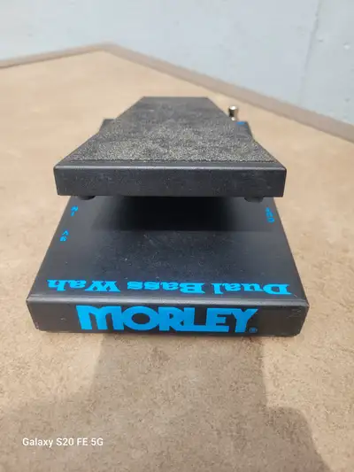 MORLEY DUAL BASS WAH TRADITIONAL CLASSIC WAH FUNK WAH SWITCH LEVEL KNOB **MADE FOR BASS BUT GREAT FO...