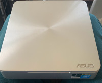 Asus small desktop, 8 GB, 230 SSD, Win 11 H