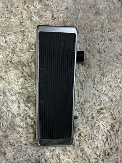 Dunlop crybaby 535 , View more