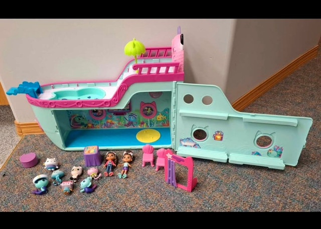 Gabby's Dollhouse Cat Friend Ship Toys in Toys & Games in Saskatoon