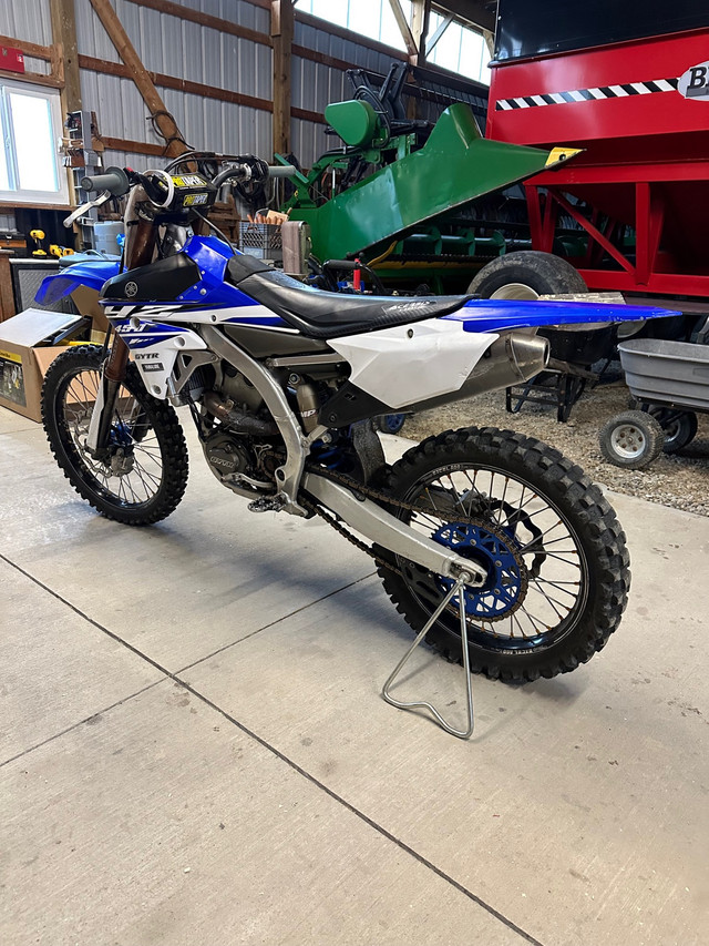 Yz 450 2018    in Dirt Bikes & Motocross in Windsor Region