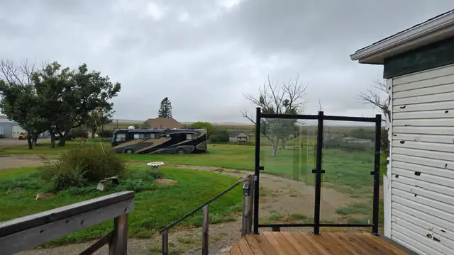 1 bedroom bungalow for rent on acereage