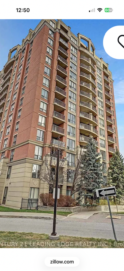 Yonge/Sheppard, offers unbeatable all-inclusive convenience. Steps from the Sheppard-Yonge TTC subwa...