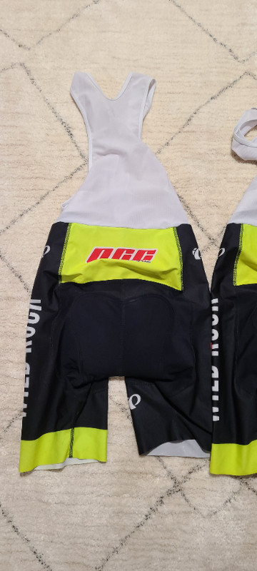 Cycling bibs and jersey in Clothing, Shoes & Accessories in Peterborough - Image 4