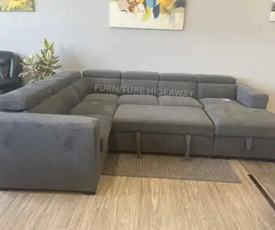 HUGE SLEEPER SOFA FOR MORE SEATING CAPACITY  SALE SALE ❤️, View more
