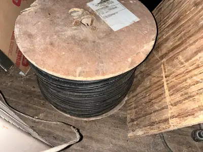 Most of a 1000 ft Roll of Amphenol TFC-T10 Outdoor Aerial Cable with Support Wire See pictures Pictu...