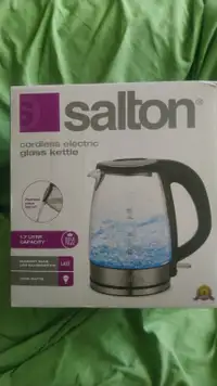Salton cordless electric glass kettle