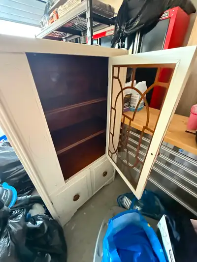 Hutch forsale, View more