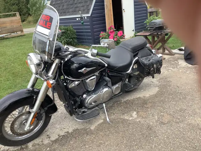 motorcycle in Street, Cruisers & Choppers in Grand Bend - Image 2