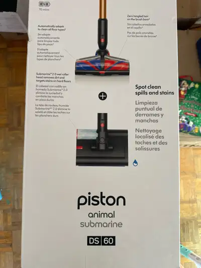 Brand new Dyson piston animal submarine ds60