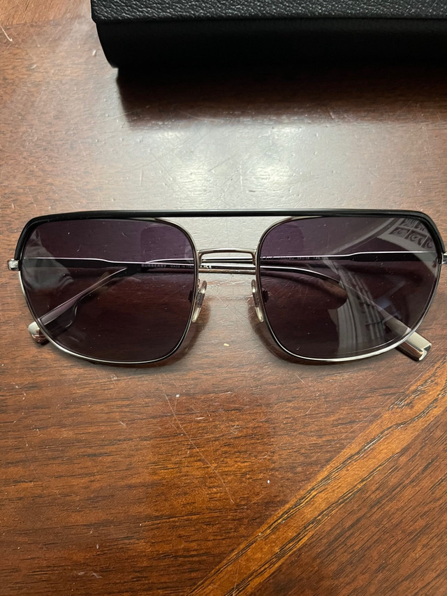 Burberry Men’s Sunglasses  in Other in City of Toronto - Image 2