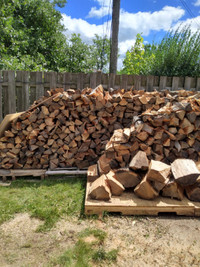 SPLIT FIREWOOD