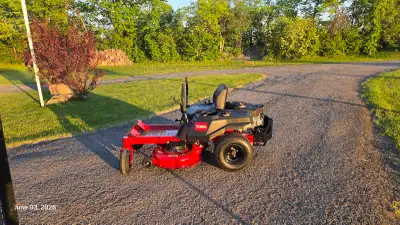 TORO TimeCutter Lawn Tractor 42-in with Smart Speed Technology and Zero Turn Only used two times.Can...