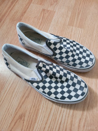 Checkered Vans shoes - size 9.5