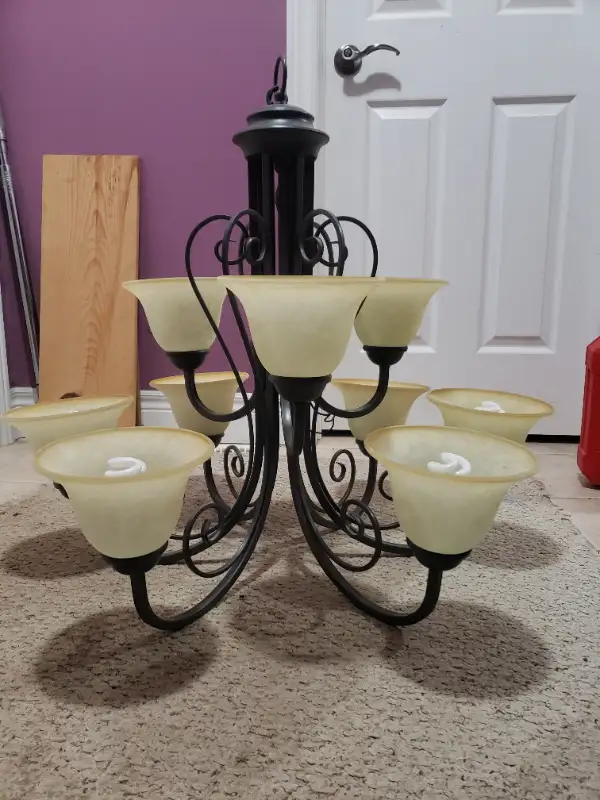 Chandelier light in Indoor Lighting & Fans in Brantford - Image 5