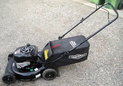 CRAFTSMAN REAR BAG GAS LAWNMOWER, View more