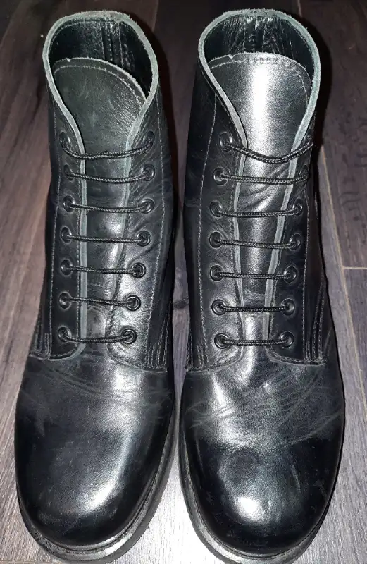 Canadian Military Parade Boots in Men's Shoes in Edmonton - Image 2