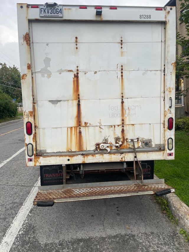 Camion Cube 12 Pieds à vendre — photo 5