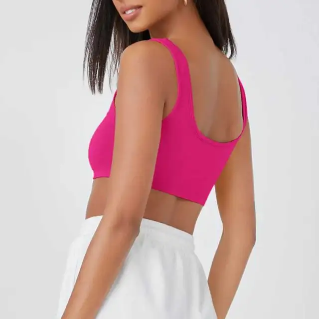 Brand New Hot Pink Cropped Tank Top in Women's - Tops & Outerwear in Markham / York Region - Image 4