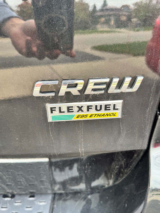 Dodge grand caravan crew 2016 in Cars & Trucks in Oakville / Halton Region - Image 2