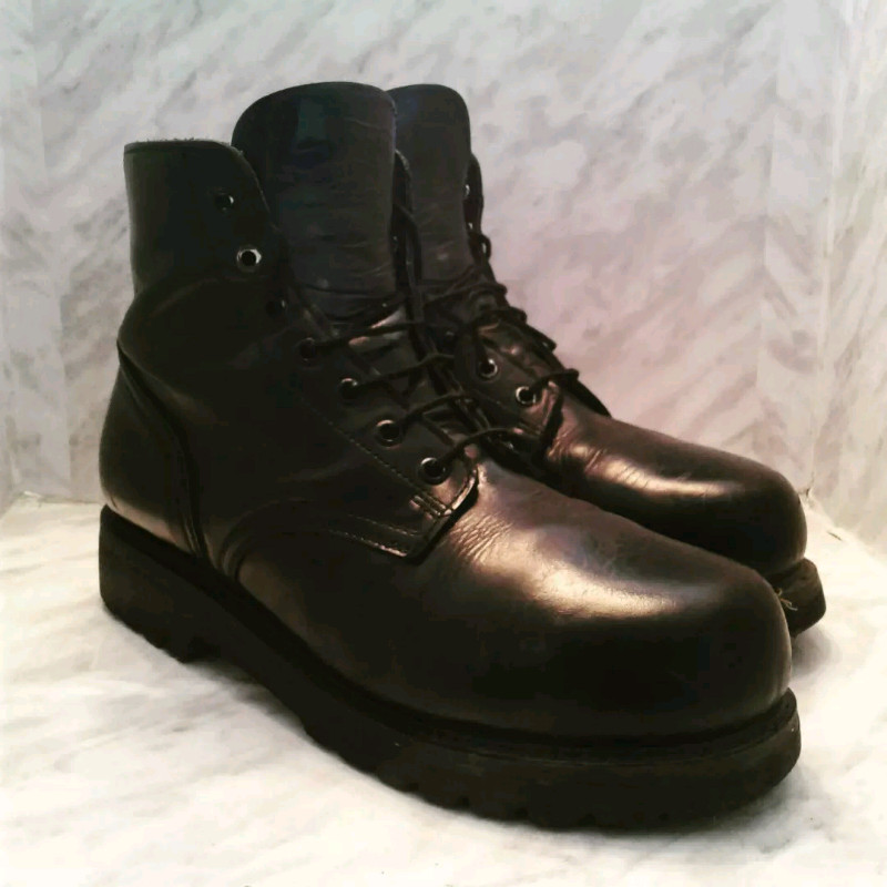 Canadian Army Combat Boots Size size 280 10 Made in Canada USA | Arts ...