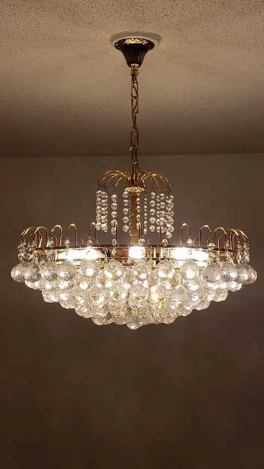 REAL Crystal Chandelier 1.5" Balls in Indoor Lighting & Fans in Markham / York Region - Image 3