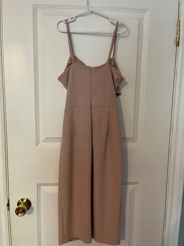 Grad dress/parry dress in Women's - Dresses & Skirts in Oakville / Halton Region - Image 3