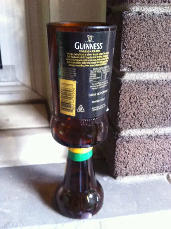 Guinness Foreign Extra 8 oz. Bottle Glass Jamaica63848997332737121