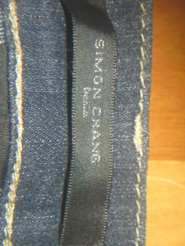 Pantalon pour femme SIMON CHANG  Denim grandeur 10 in Women's - Bottoms in Trois-Rivières - Image 3