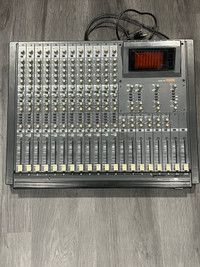 Fostex 812 audio mixer 