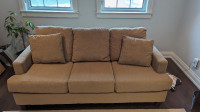 Beautiful & Comfortable Transitional Sofa