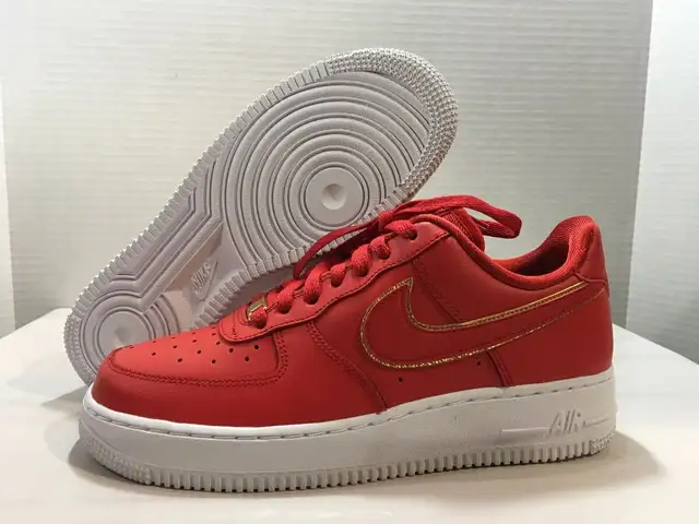 Women's Nike Air Force 1 '07 University Red Gold Size 7.562863268499586124