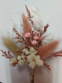 Mini bouquets, Boutonnieres, corsage, gift decor, Christmas deco