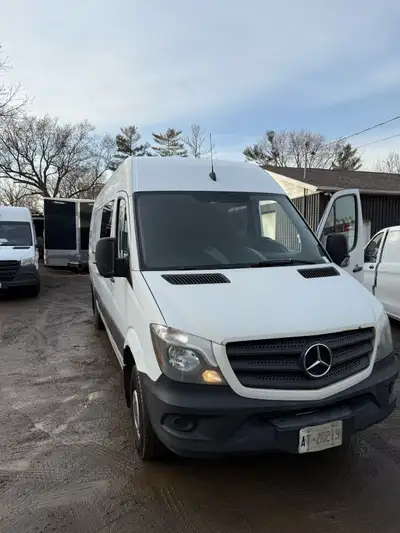 2017 MERCEDES SPRINTER 2500 -- 170 extendet FULL SIZE -- HIGH ROOF -- 3.0L V6 DIESEL ENGINE !!! 6 SE...