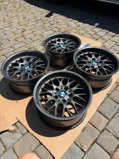 5x120 16x7.5 et15 square. Great set. No damage (no cracks, bends, welds, or warps etc.) some rock ch...