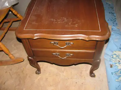 table de salon contemporain (Prix negotiable), View more
