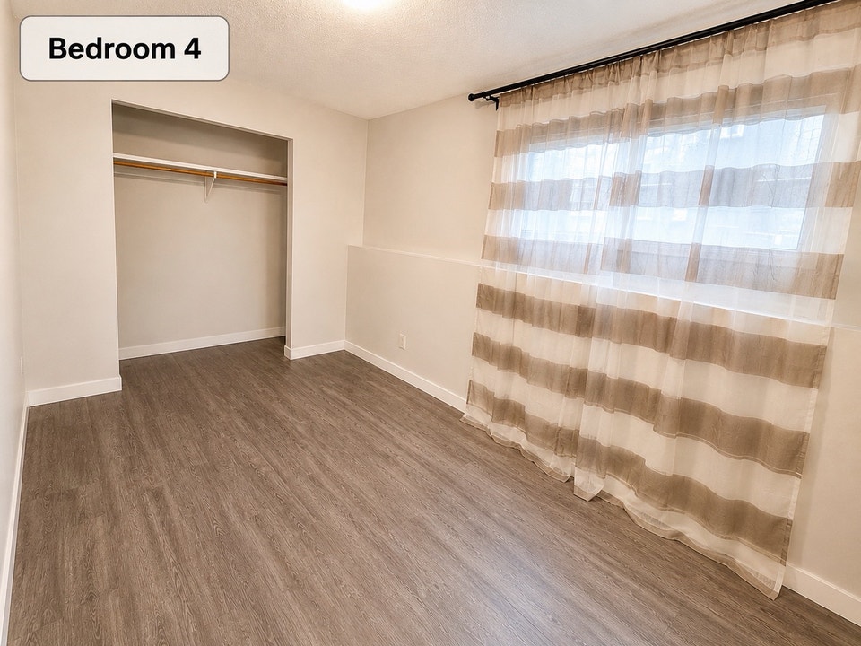 Fully Renovated 4-Bedroom Duplex in Hazeldean near ravine 4
