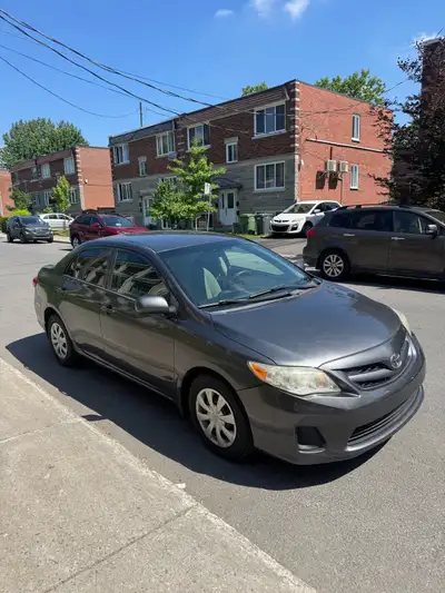 Toyota Corolla 2012 automatique – 129 000 km ✅ Seulement 129 000 km ✅ Transmission automatique ✅ Vit...