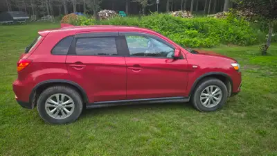 For Sale by Owner .2019 Mitsubishi RVR SE . AWD In great shape ! One owner , no accidents, 167,000 ,...