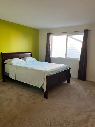 All inclusive master bedroom with ensuite for rent in a fully furnished 4 bedroom home Amenities - W...