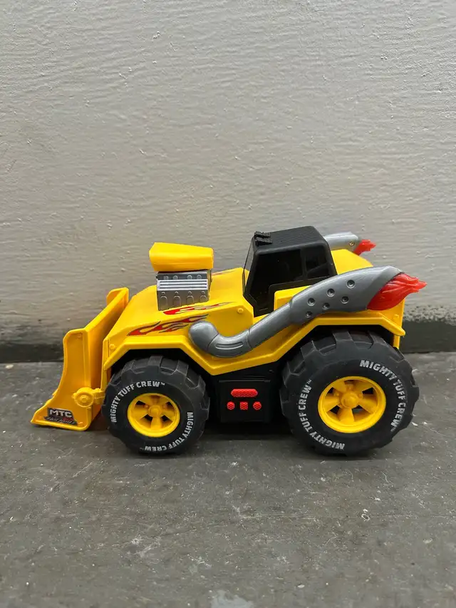 Tonka/ Hasbro / Matchbox trucks n more62866661046146124