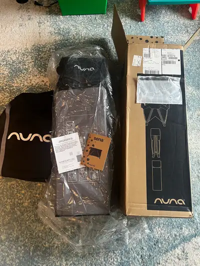 Nuna SENA Playard + Nuna Waterproof Sheet like new, View more
