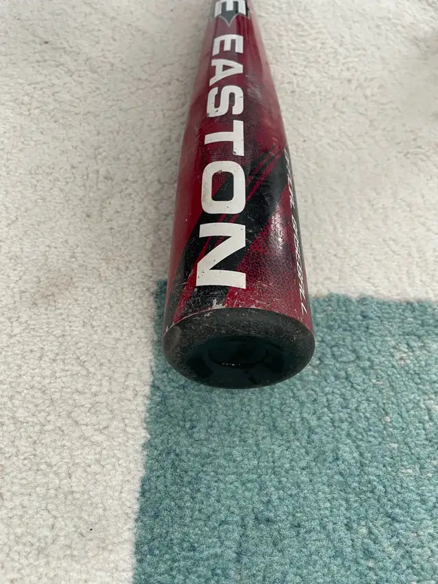 Easton Rampage baseball bat 30” drop 7.5 in Baseball & Softball in Oakville / Halton Region - Image 5